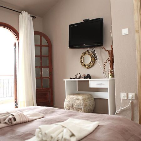 Romilias Apartment Hriszúpoli Kültér fotó